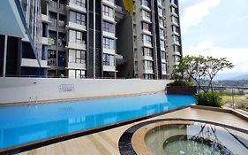 Ayuman Suites, Gombak With Kl City View